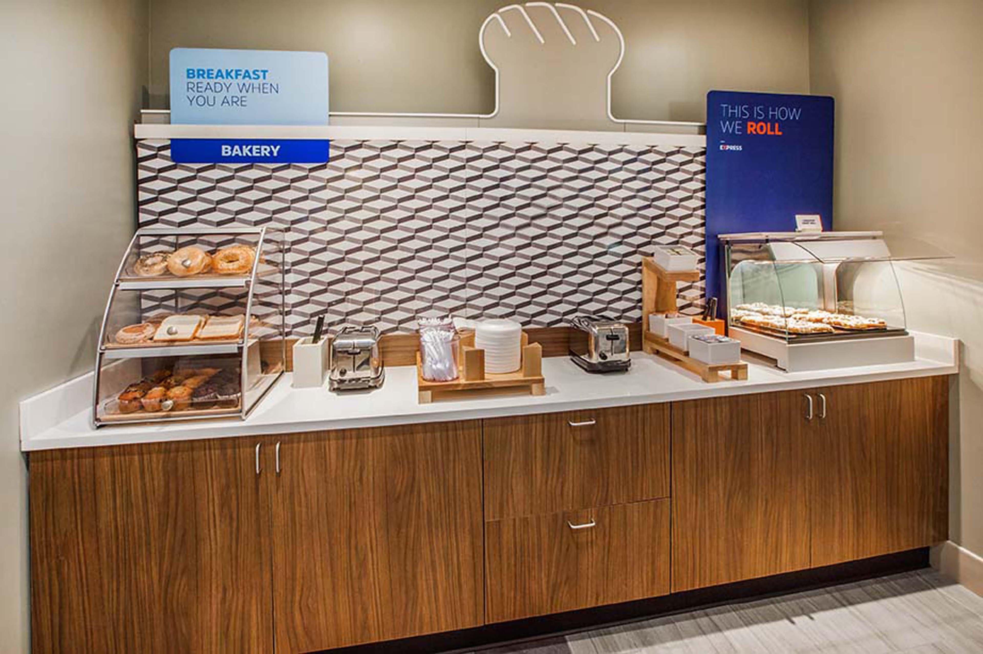 Holiday Inn Express Washington Dc Silver Spring By Ihg Exterior foto