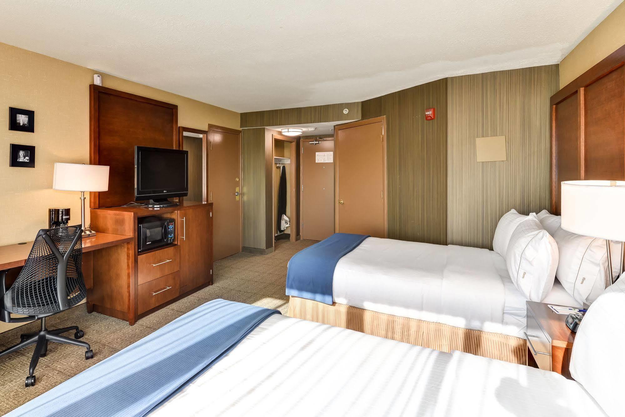 Holiday Inn Express Washington Dc Silver Spring By Ihg Exterior foto