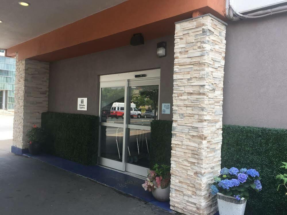 Holiday Inn Express Washington Dc Silver Spring By Ihg Exterior foto